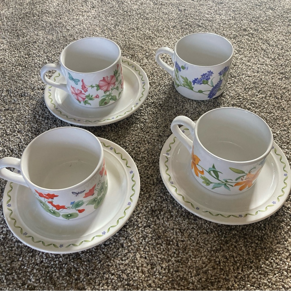 Windemere Garden AMC NY Japan Tea cup Coffee Mug Gold Lily With 3 Saucers